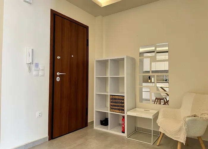 Kypseli Contemporary Comfort For 6
