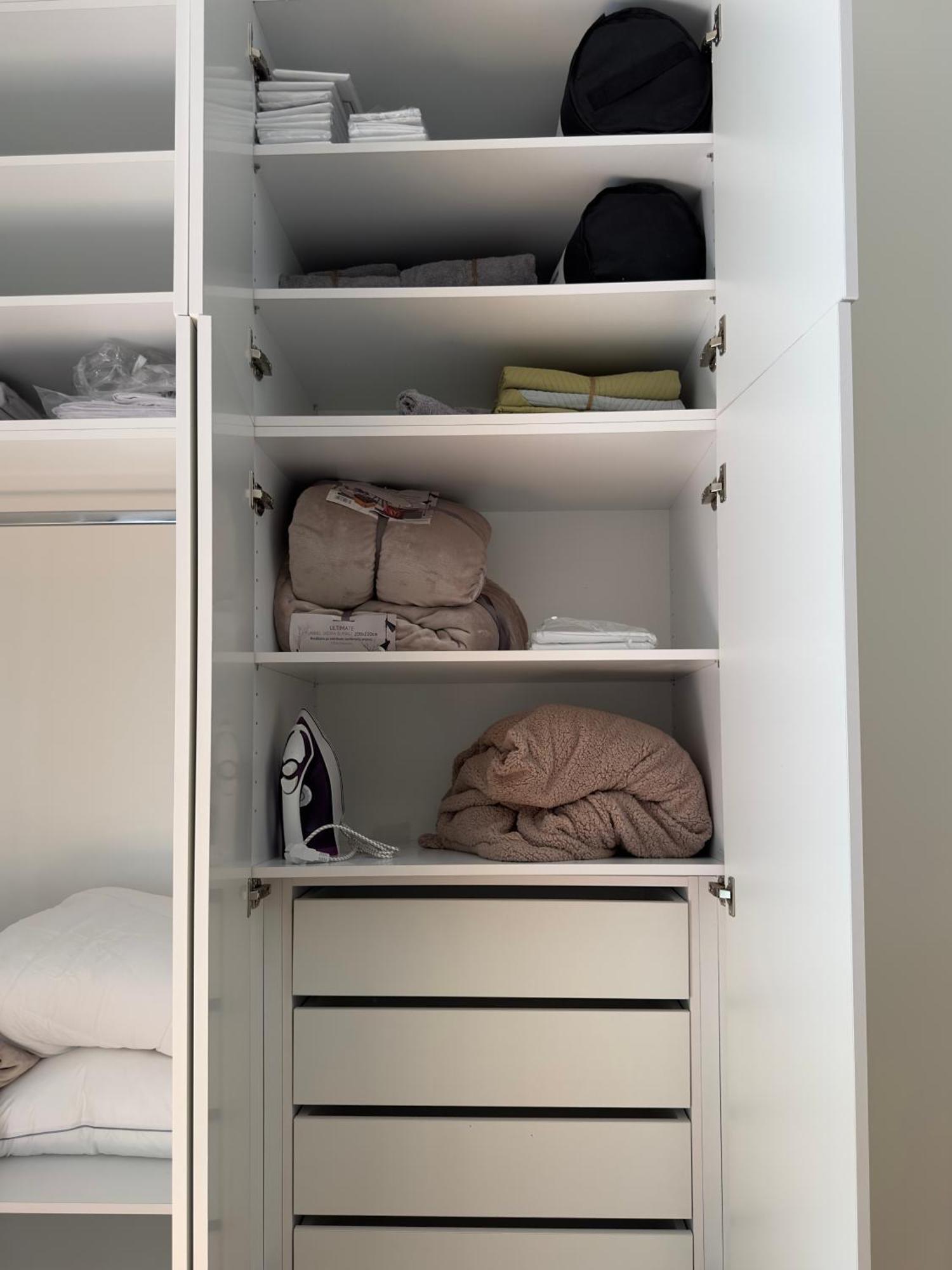 Kypseli Contemporary Comfort For 6 Daire