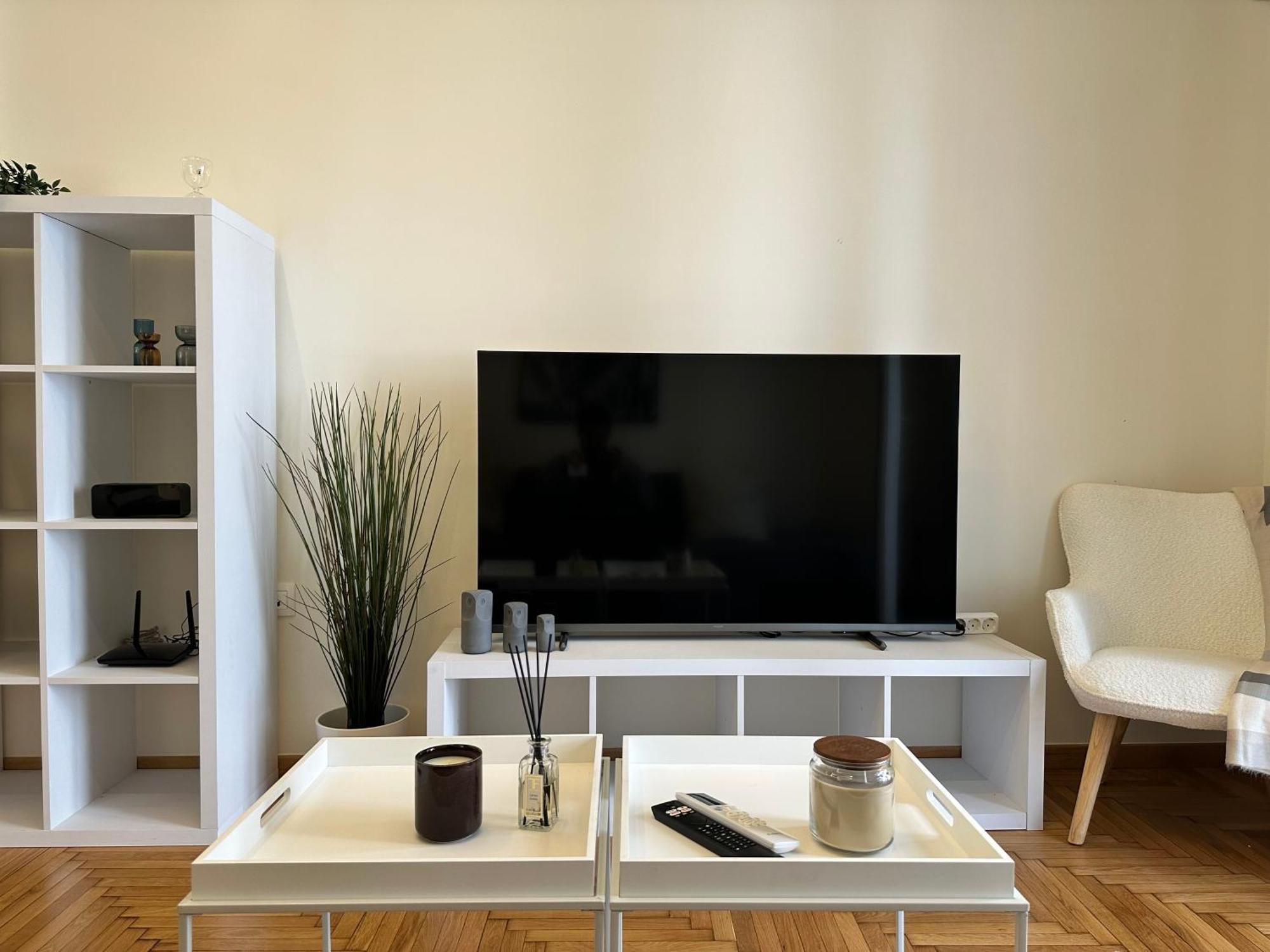 Apartment Kypseli Contemporary Comfort For 6 *