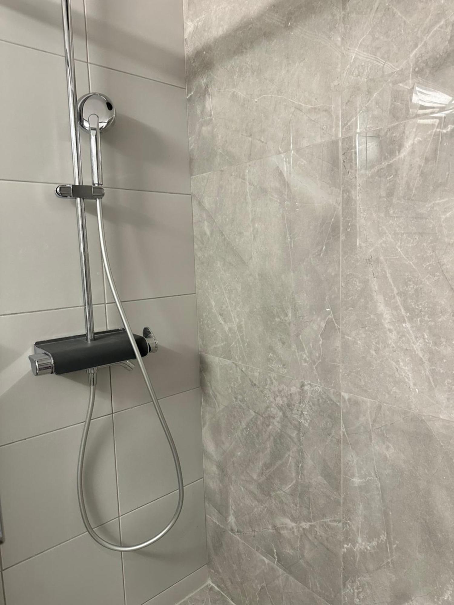 Apartment Kypseli Contemporary Comfort For 6 Athens